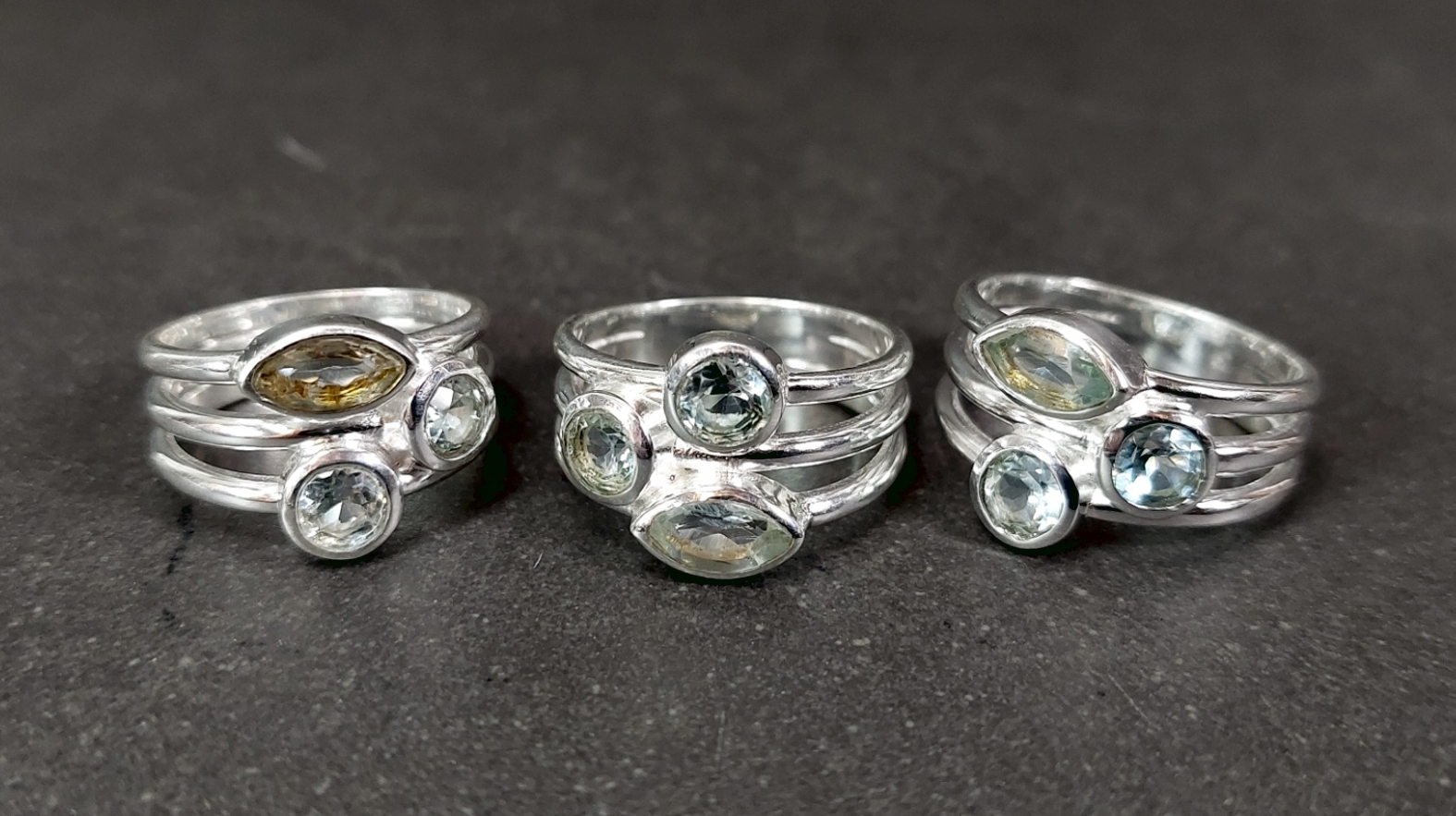 Cabochon Stenring i Silver och Akvamarin