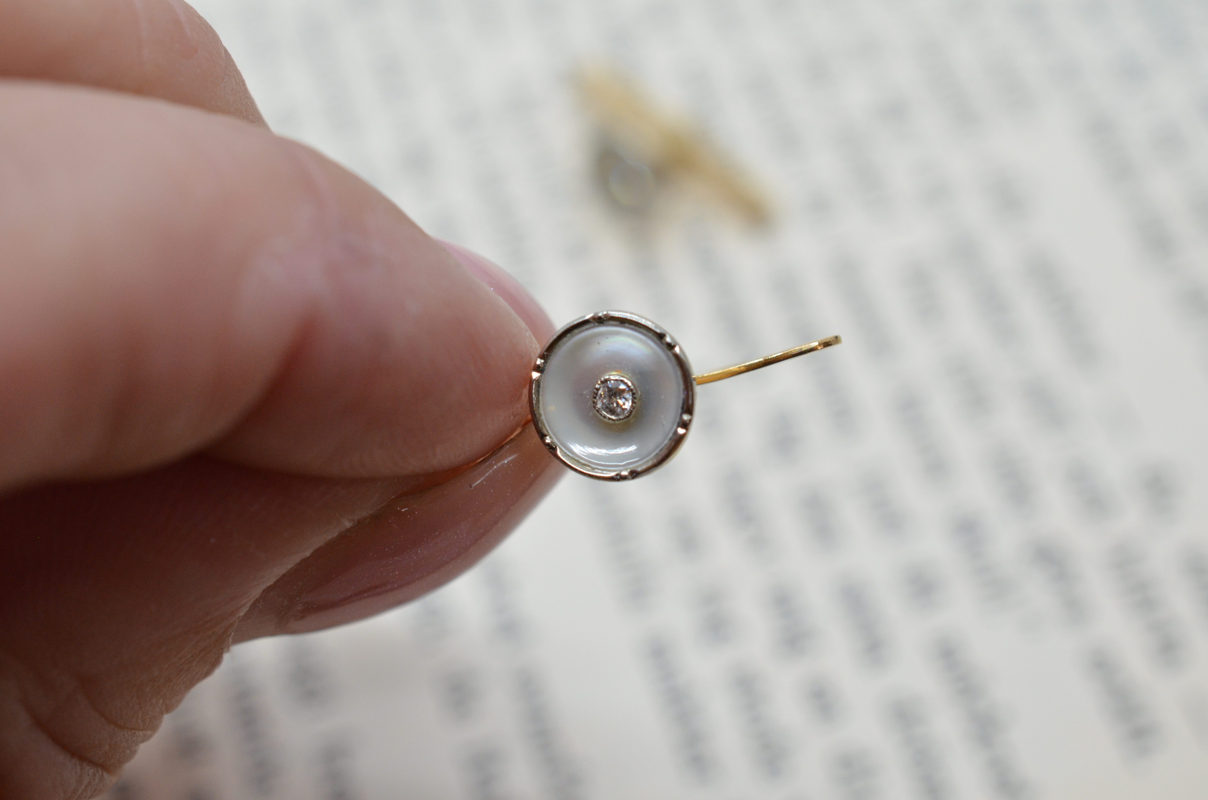 Vintage 18k coat buttons with diamond - 4