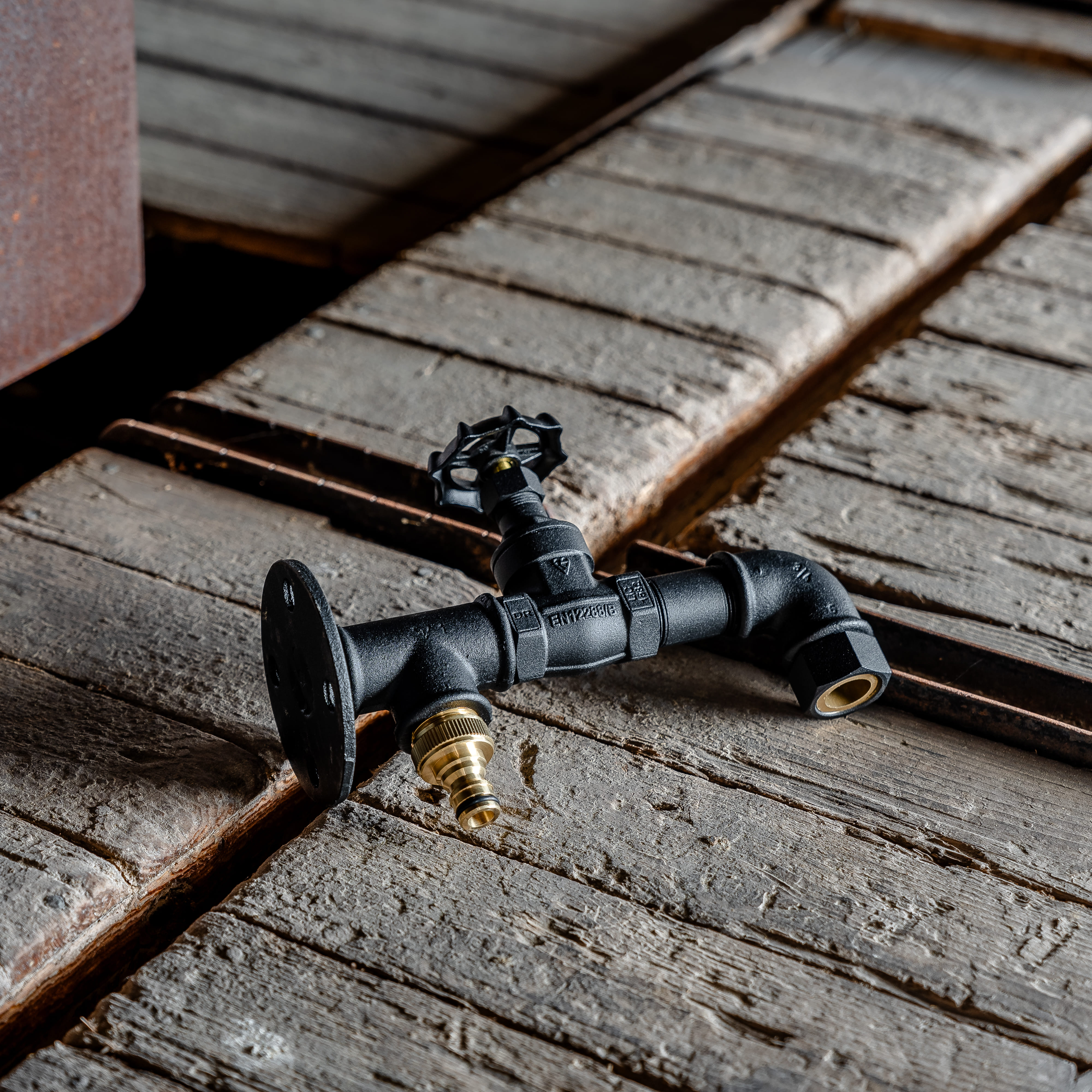 Garden tap - Black