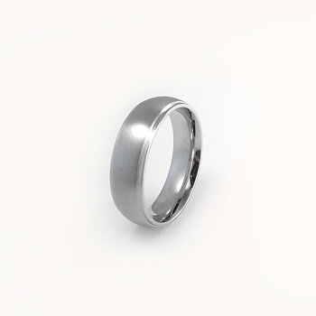 Matt ring i 316 stål med polerte kanter - 6 mm bred