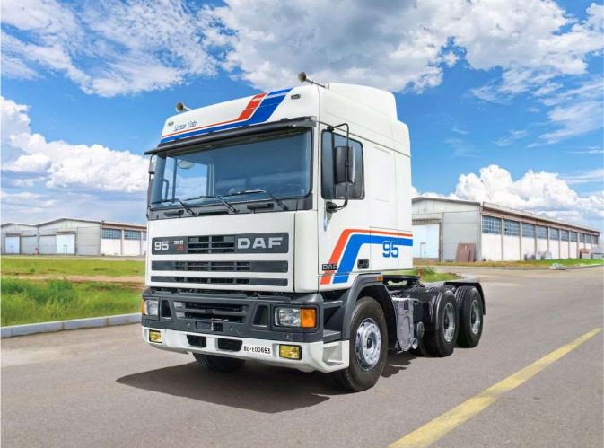 1/24 DAF 95 Master Truck