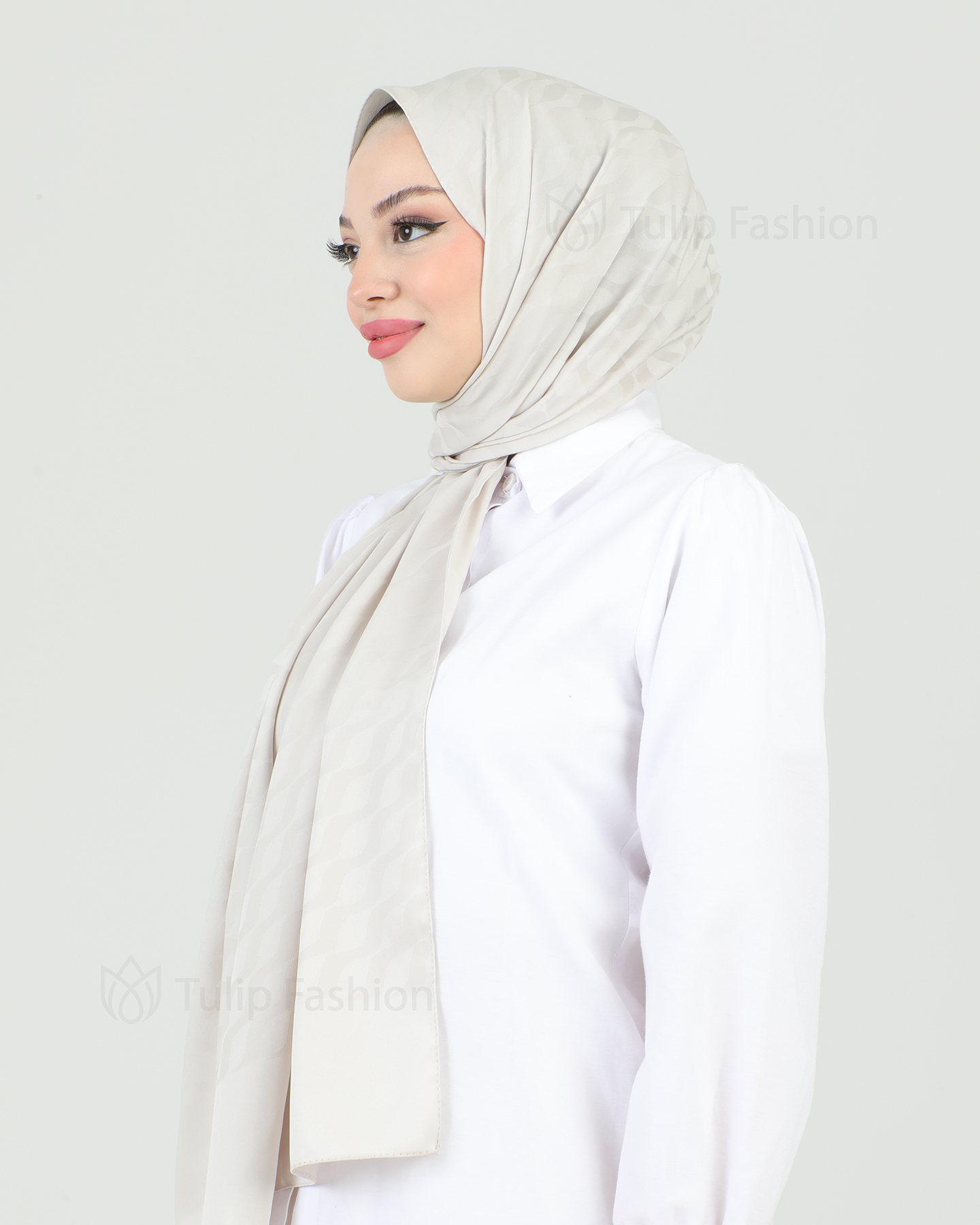 Hijab - Satin Waves - Pearl White - 2