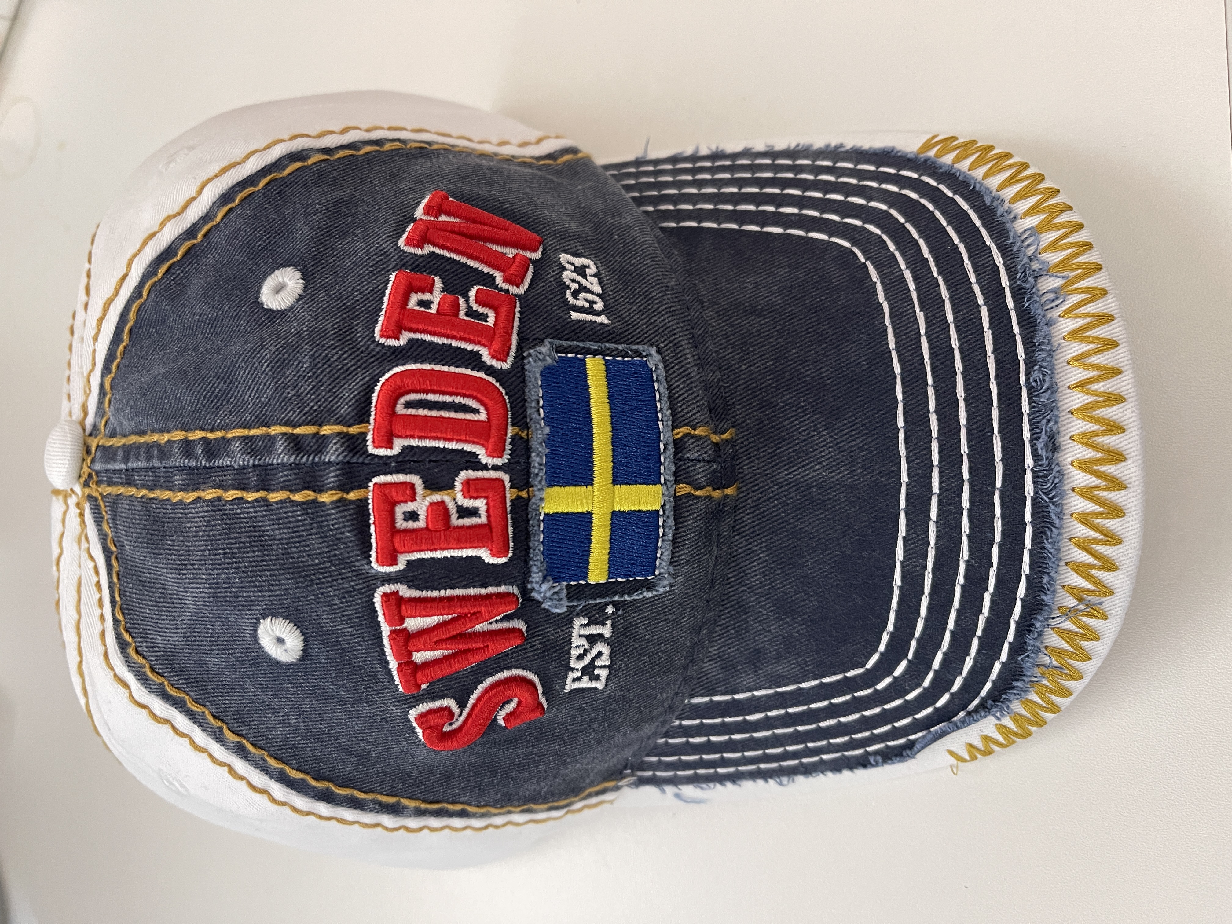 Mütze Schweden Flagge blau vorne