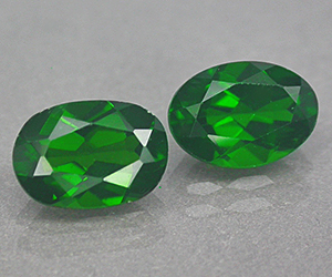 1,50 ct a juego con piedras preciosas de diópsido de cromo natural ovaladas de 7x5 mm - 3