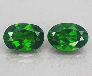 1,50 ct a juego con piedras preciosas de diópsido de cromo natural ovaladas de 7x5 mm