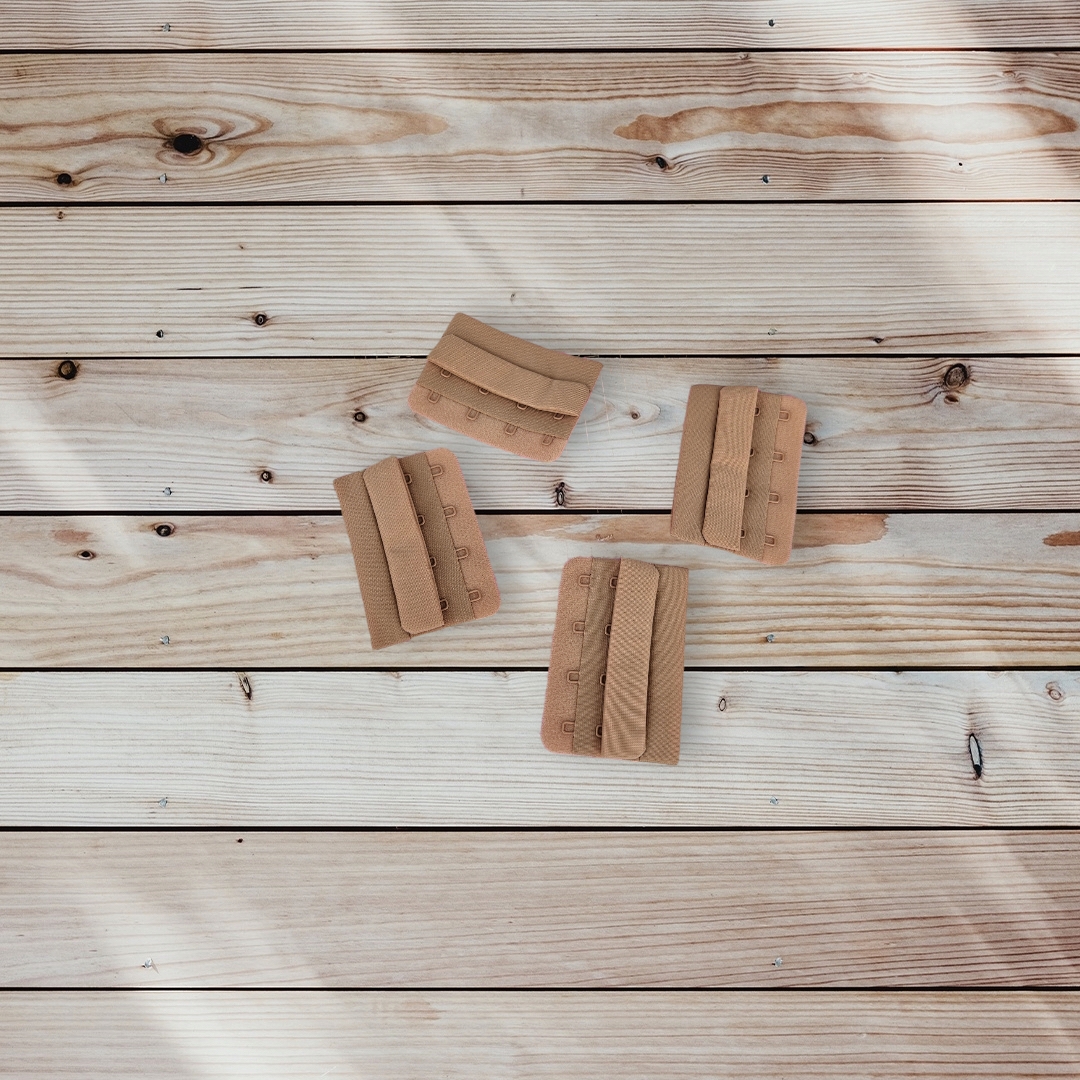 Hook & Eye 4x3 - Copper beige