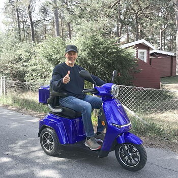 To forskellige bremsesystemer til gåscootere: En sammenligning