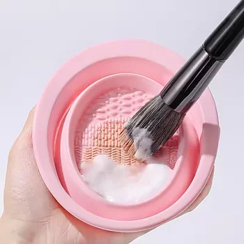 Skål til rengøring af makeupbørster