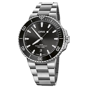 01 733 7789 4154-07 8 23 04PEB Oris Aquis Date 43,5 svart