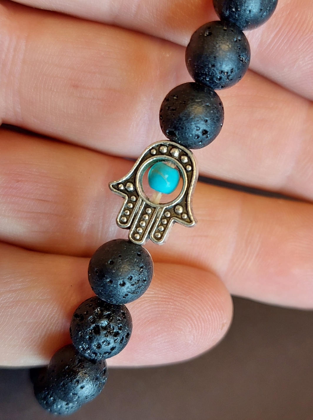 Armband - Lava Sten med Hamsa (Fatimas hand) Blå Pärla - 2