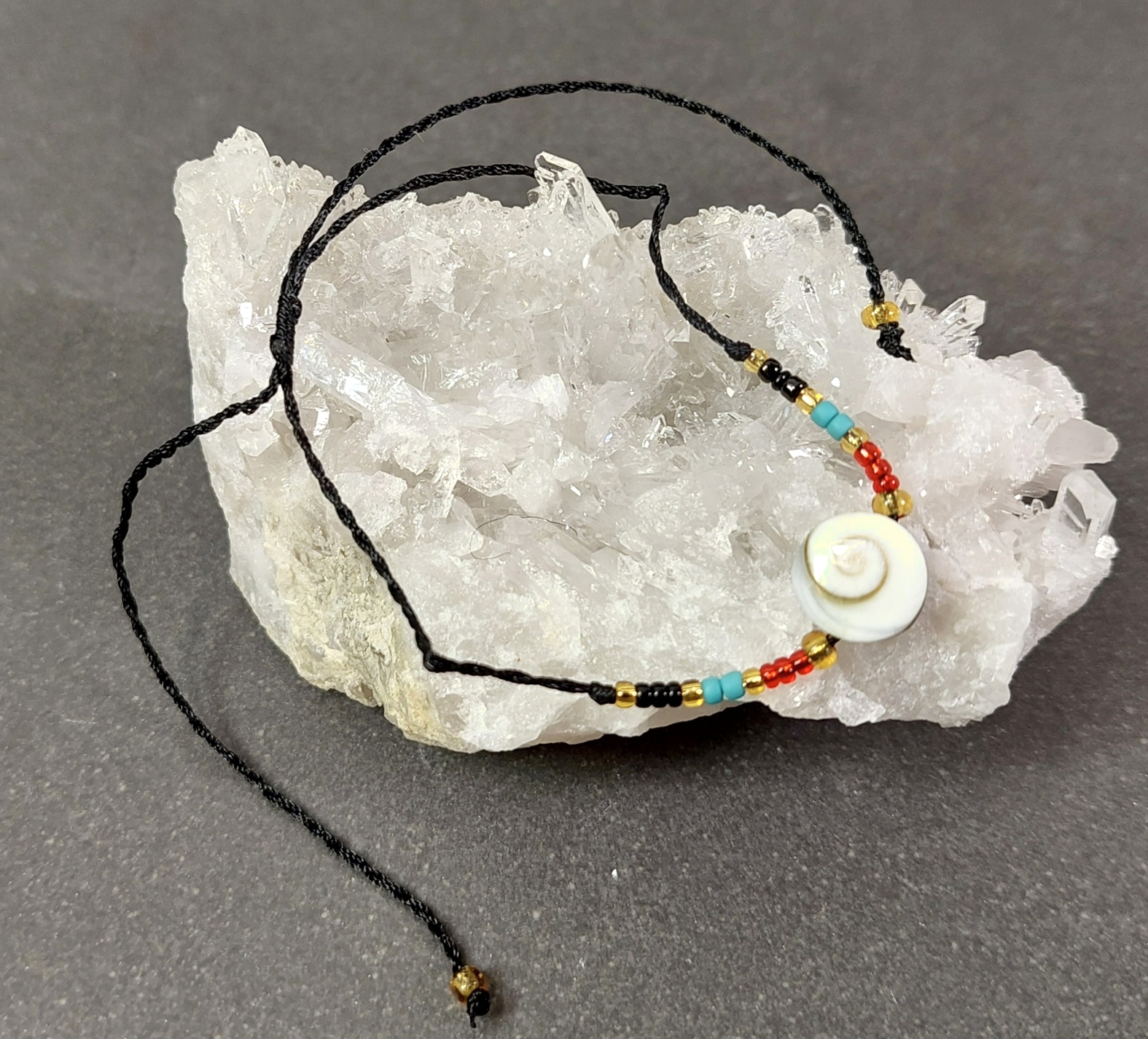 Vänskaps / Kompis Armband med Shivas öga Snäcka