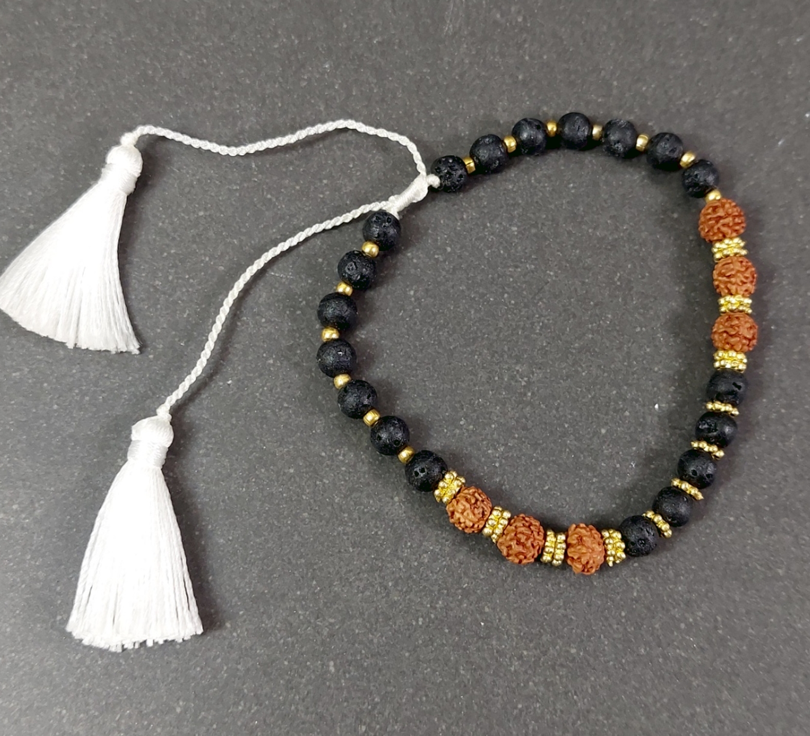 4mm Rudrakshafrön Mala armband med Lavasten och Toffs