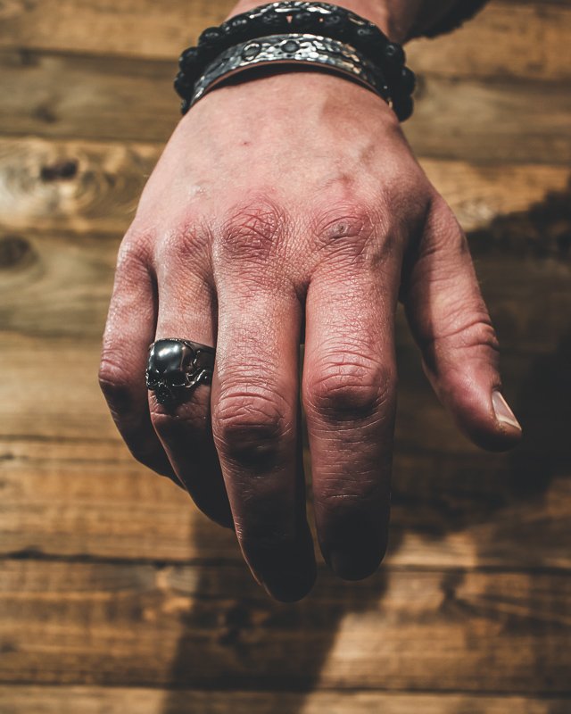Jernhest Rick Ring Silver Skull ring Jernhest webshop