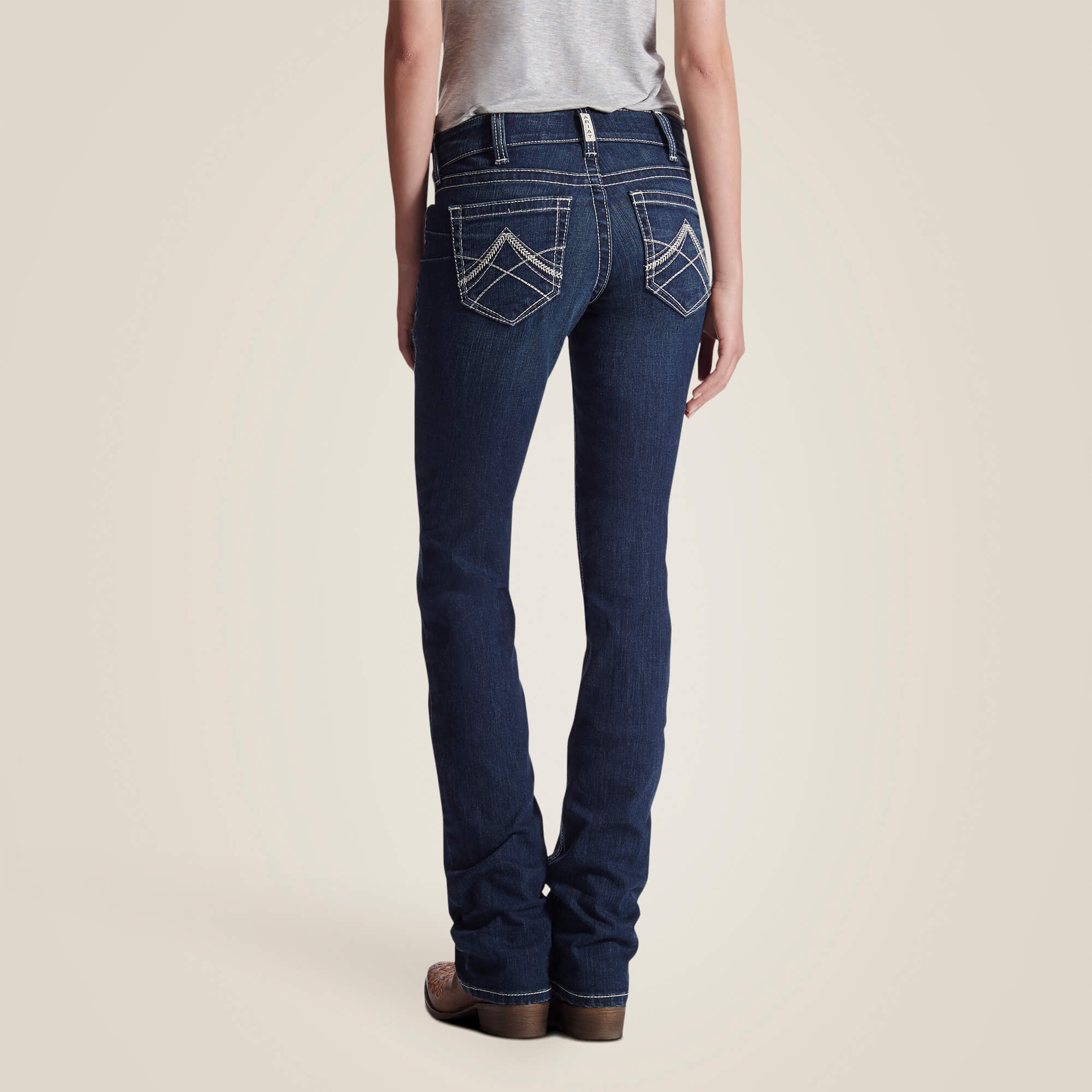 ARIAT R.E.A.L. MID RISE ICON STACKABLE STRAIGHT LEG JEANS - 6
