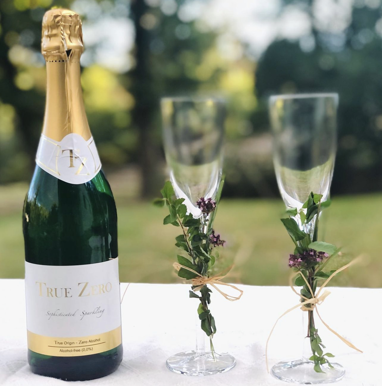 True Zero Sparkling wine - 5