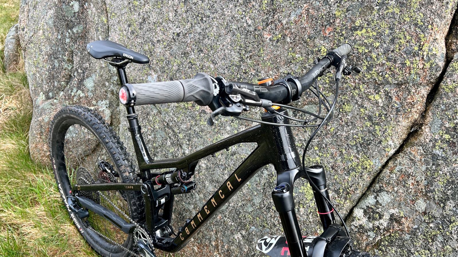 Commencal T.E.M.P.O - Akkelis Edition - 3
