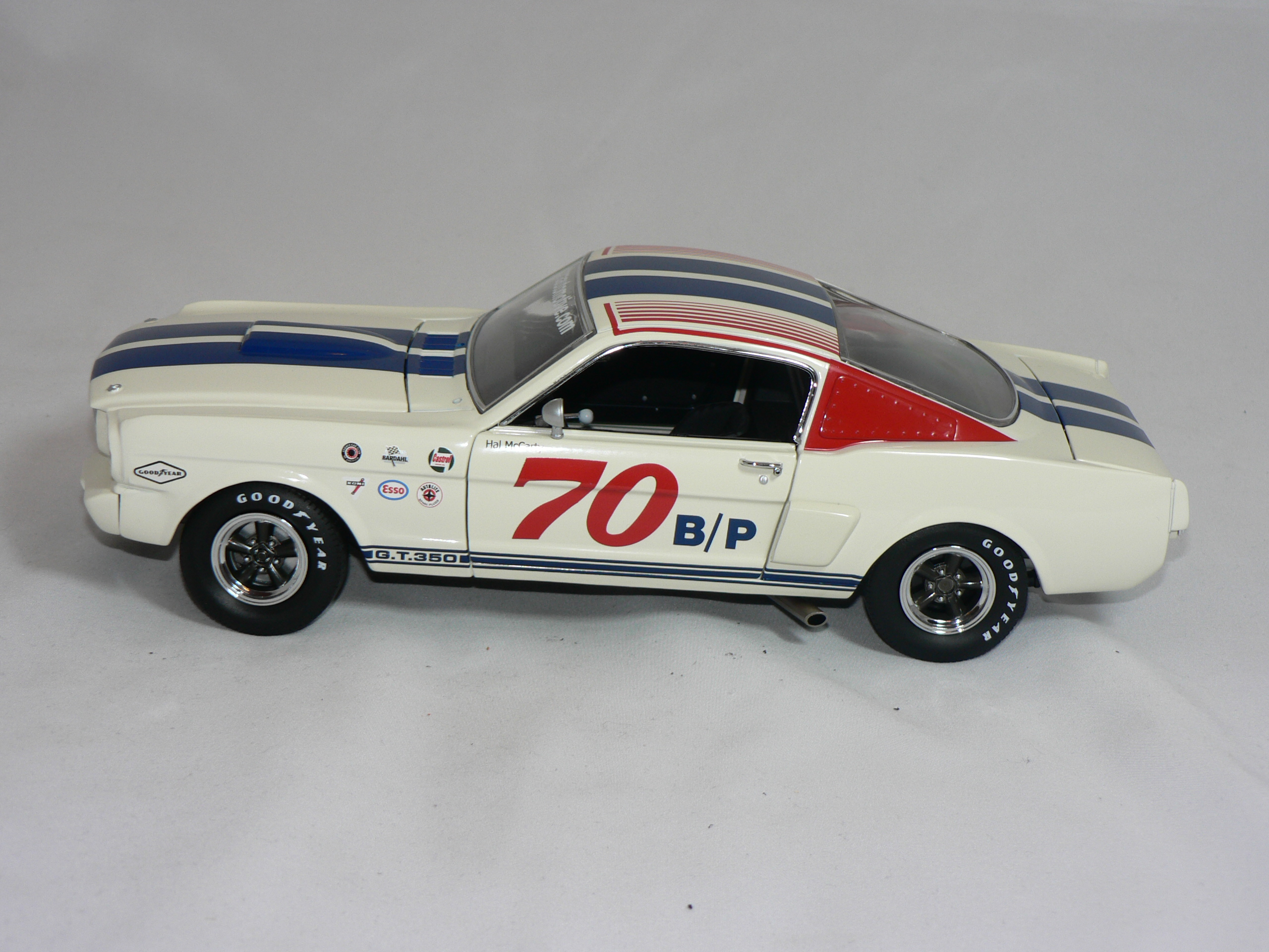 Ford Mustang  Shelby G.T.  350   1966  1:18  ExactDetail  (  #70  Hal Mc Carty ) - 5