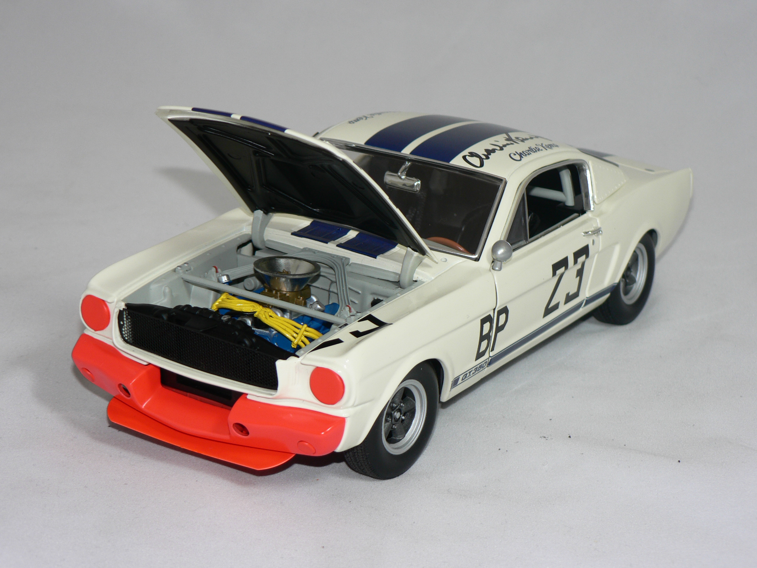 Ford Mustang  Shelby G.T.  350R   1965  1:18  ACME  (  #23  Charlie Kemp ) - 4