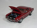 Ford Mustang  GT 390  1968  1:18  AutoArt