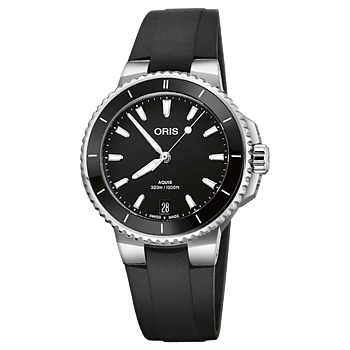 01 733 7792 4154-07 4 19 64FC Oris Aquis Date 36,5 svart