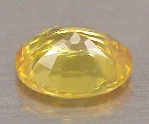 0.44 ct mycket vacker oval slipad naturlig gul safir ädelsten - 2