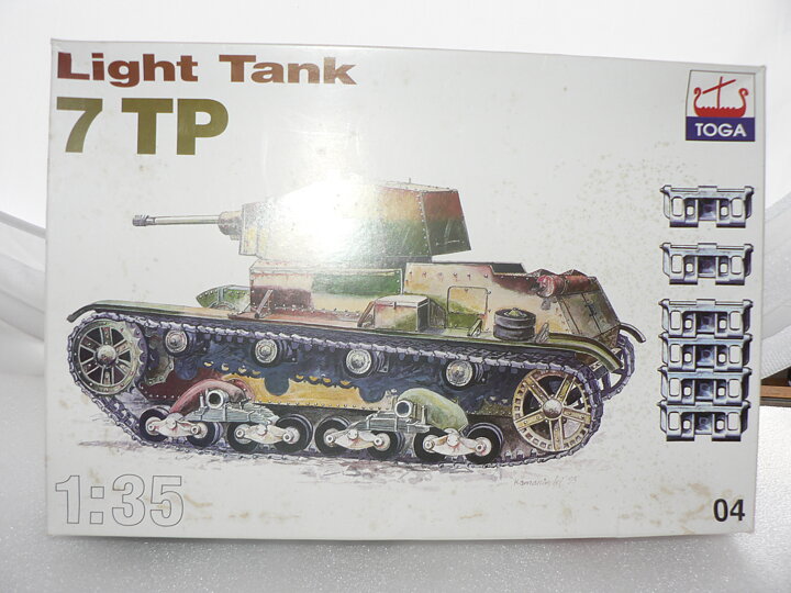 7 TP Light Tank   1:35  Toga