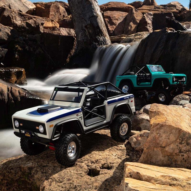 AXIAL 1/10 SCX10 III Early Ford Bronco 4X4 RTR, White - 25