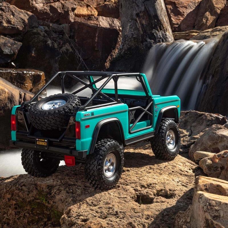 AXIAL 1/10 SCX10 III Early Ford Bronco 4X4 RTR, Turquoise Blue - 3