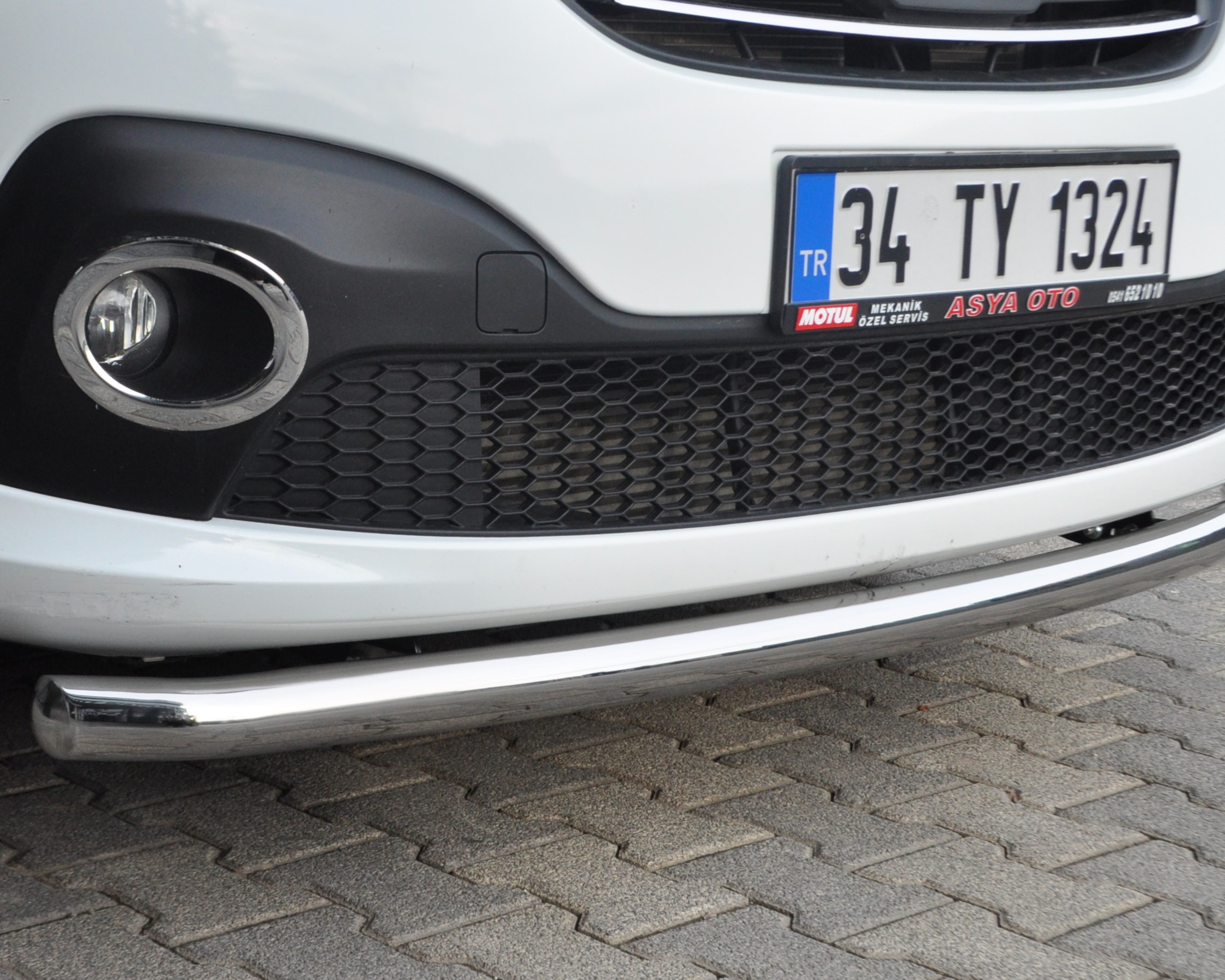 LOWBAR frontbåge - Renault Trafic 2015-2019 - 2