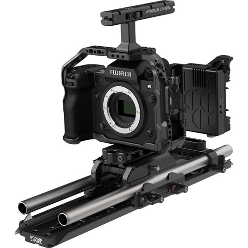 Wooden Camera Fujifilm X-H2s Unified Accessory Kit (Pro, Gold Mount) - 2