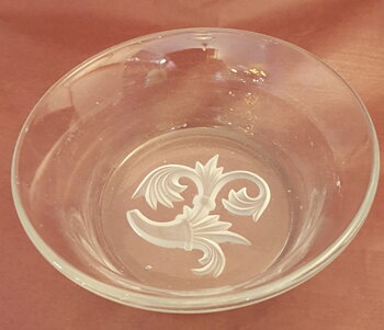 Elme Edvin Ollers bowl relief pattern