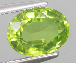 Preciosa piedra preciosa de peridoto natural ovalado de 1,20 ct. - 3