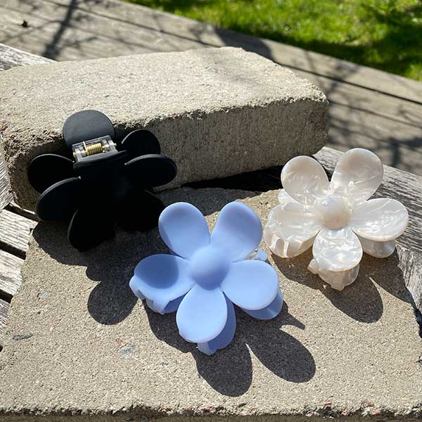 Annica Vallin - Hårklämma L Flower Black  - 4