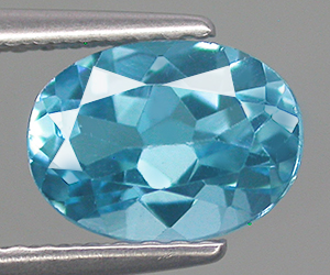 1.71 ct top quality oval cut natural swiss blue topaz gemstone
