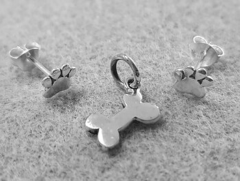 paw print, ear stud, dog bone; pendant 925-silver