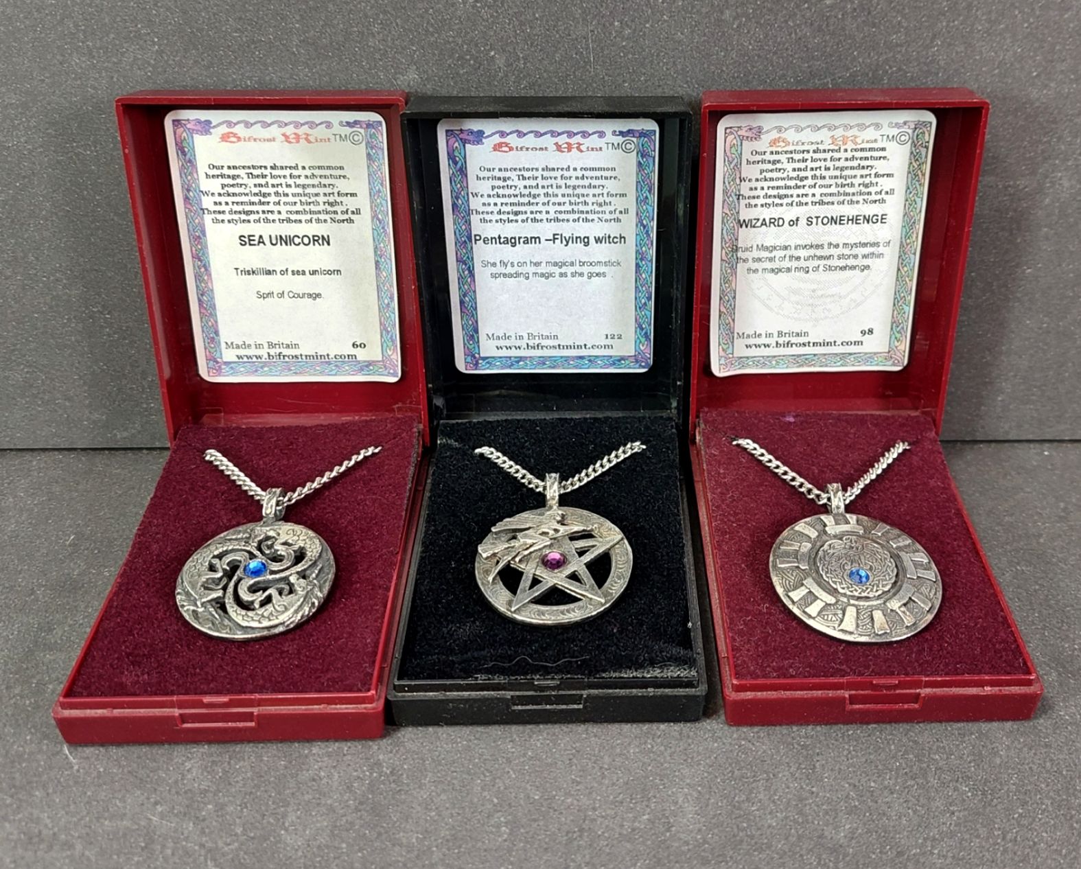 Bifrost Mint Talisman Halsband 
