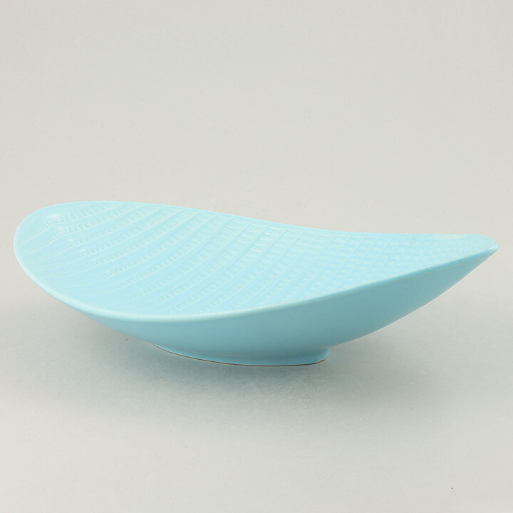 Stig Lindberg (Reptil 1953) Light Blue Leaf Dish with Scale Relief 32 cm (2)
