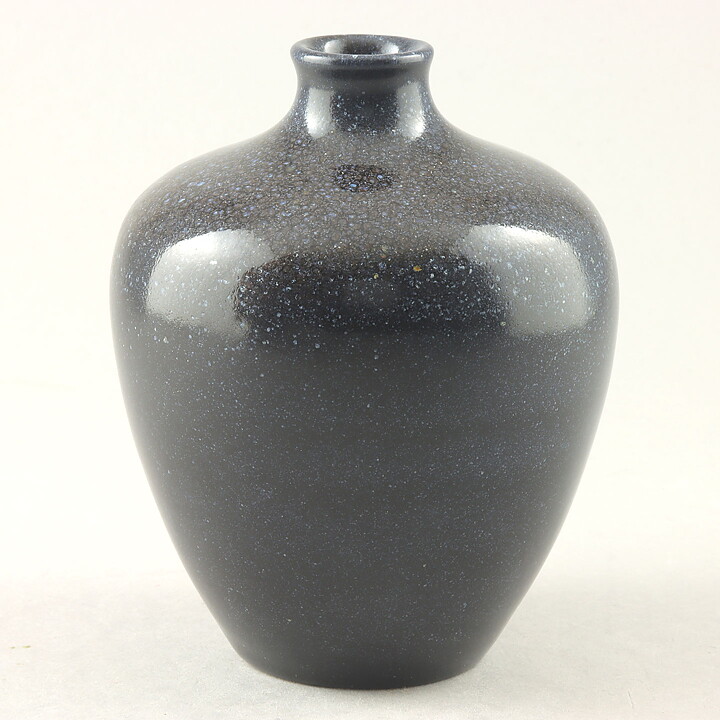 トボスタジオ  一点もの  黒色のベース  10cm  1950年代