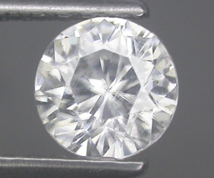 Precioso circón blanco natural con corte de diamante redondo de 5,1 mm.