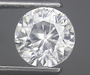 Precioso circón blanco natural con corte de diamante redondo de 5,1 mm.
