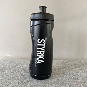 Sportflaska – Styrka, svart
