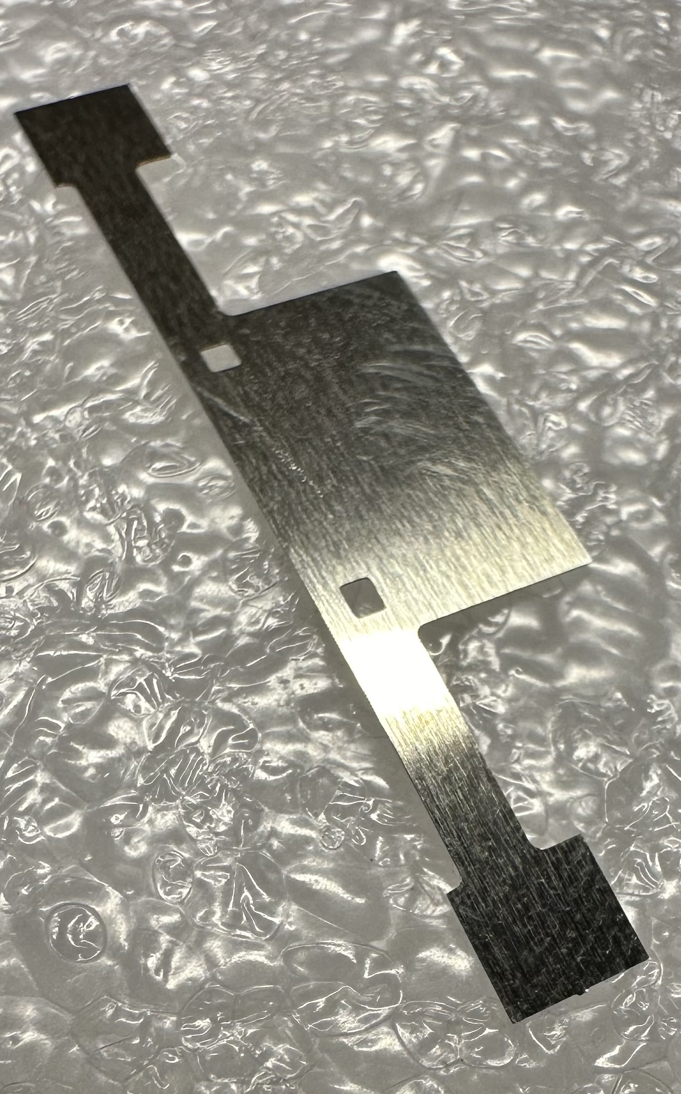 Strömupptagningsbleck c/c 25.95mm, hö/vä, 1 par