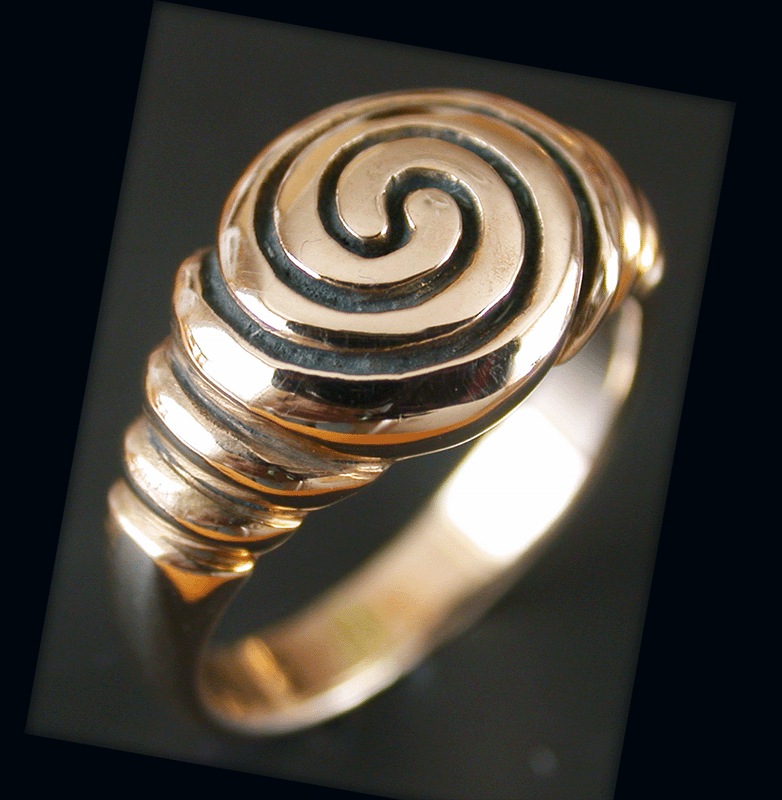 Folkvandrings ringen  i brons.