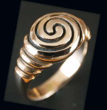 Folkvandrings ringen  i brons.