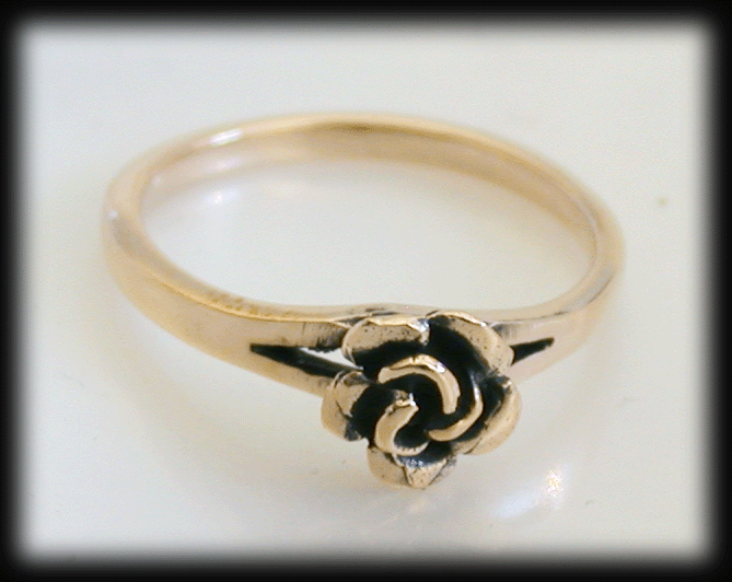 Little rose - Rosring i brons. - 3