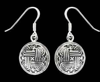 Silver örhängen med en evighets symbol.