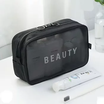 Make-up bag i mesh