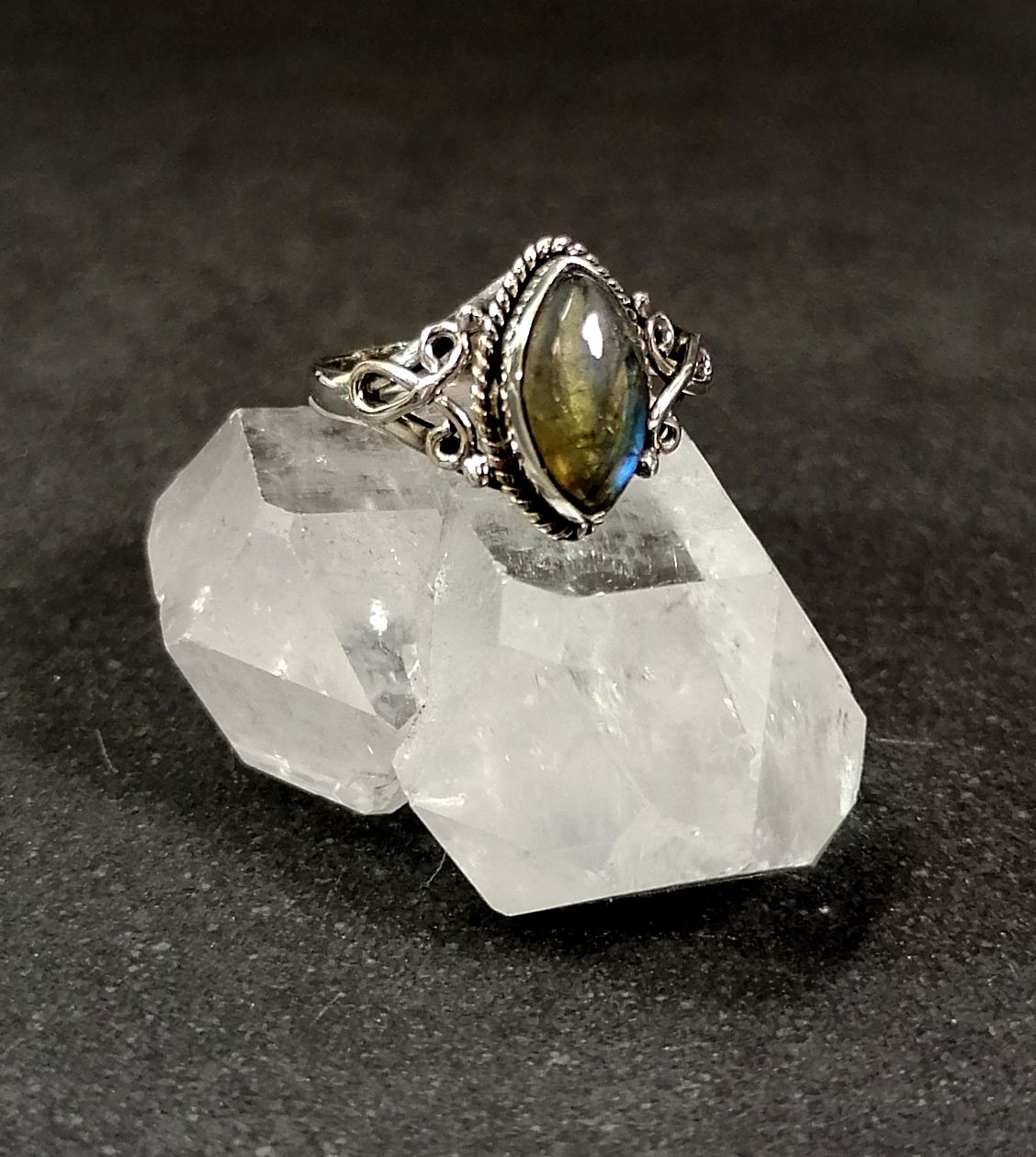 Silverring med mandelformad Cabochon i olika stenar - 4