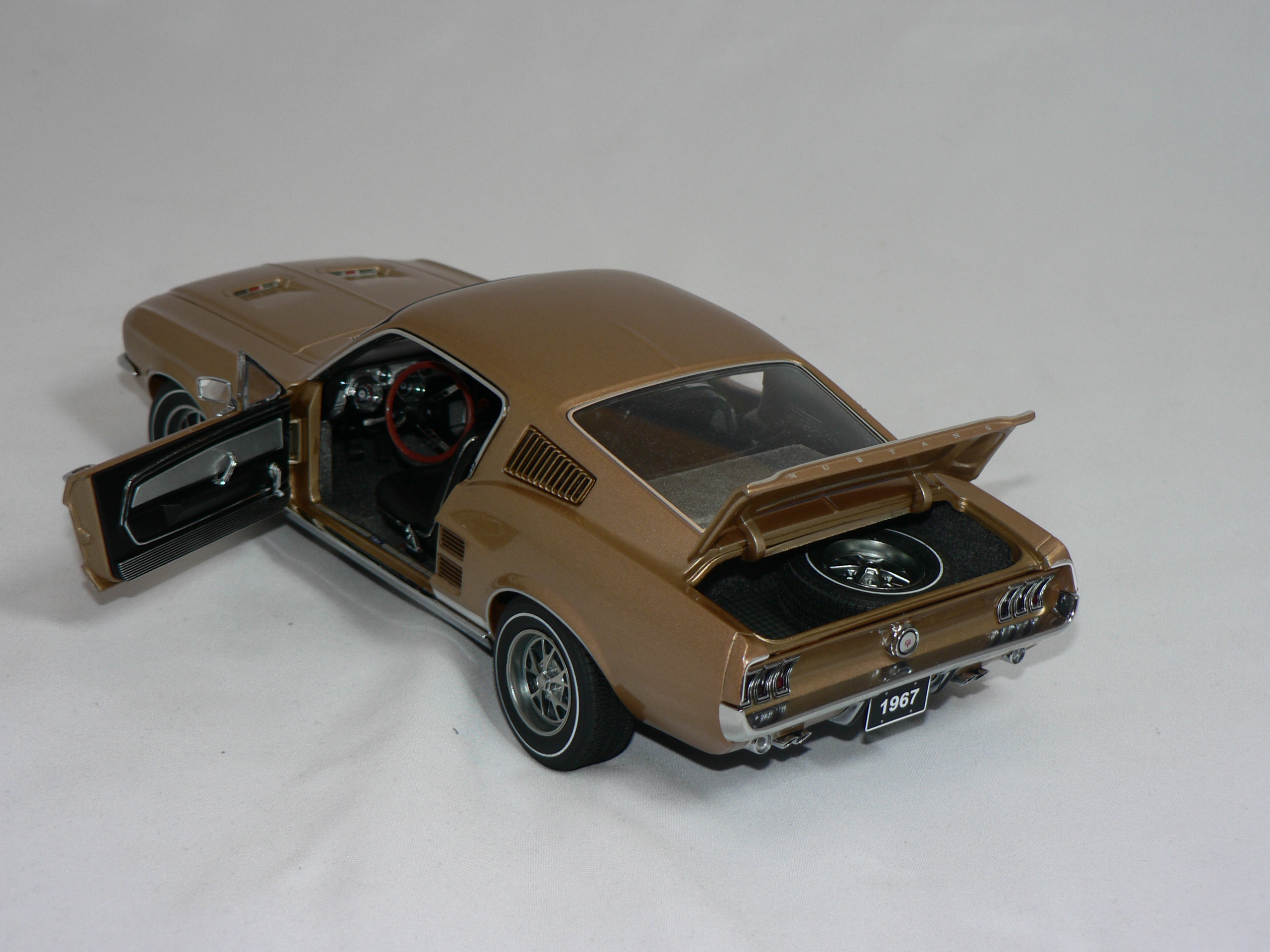 Ford Mustang  Shelby  gt  350   1968  1:18  acme - 5