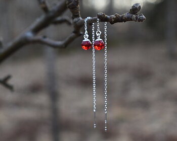 SVALÖ LINGON BERRY - red earrings chain